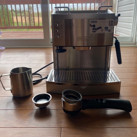 DeLonghi EC702 15 Bar Espresso & Cappuccino Machine, Stainless Steel - Picture 2 of 6